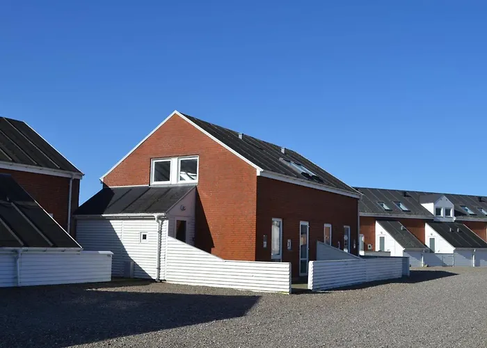 Arabella - 2-3km From The Sea By Interhome